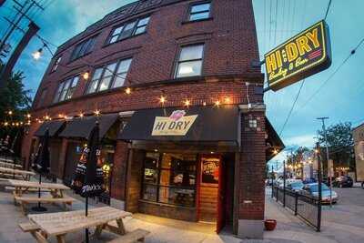 Hi And Dry Bowling & Beer