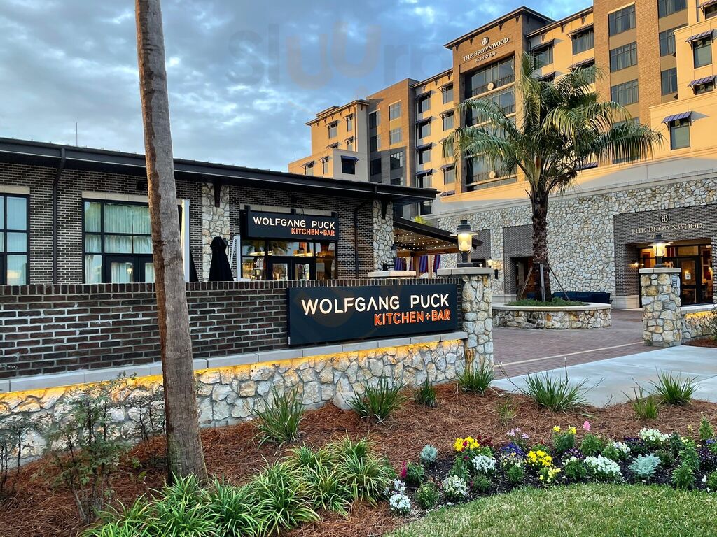 Wolfgang Puck Kitchen + Bar