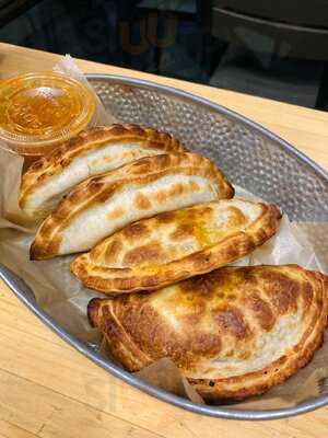 Lazo Empanadas