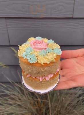 Treats By Ash Bakery