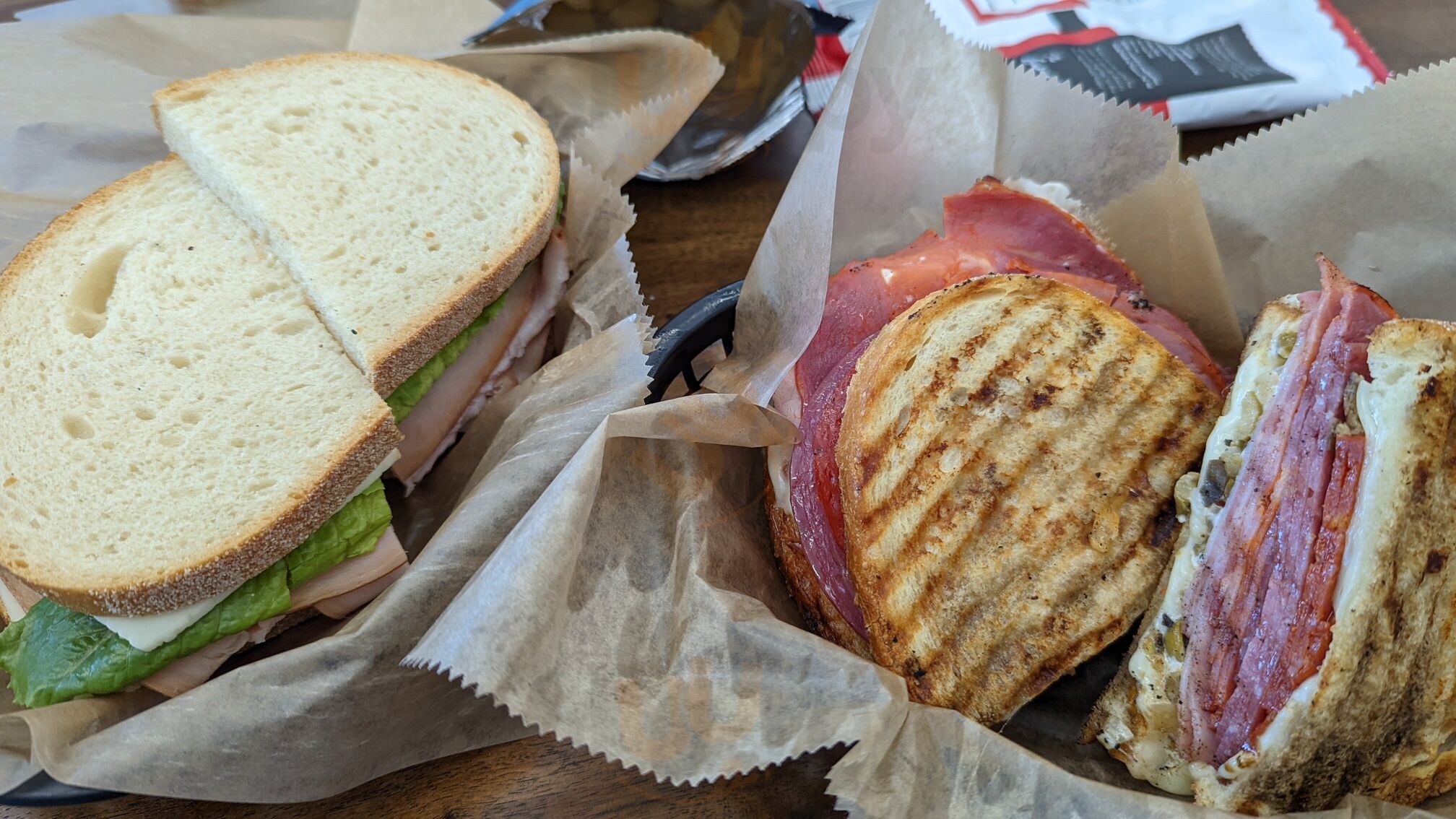 Smokin' Olive Deli