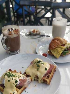 Farine Bakery & Cafe