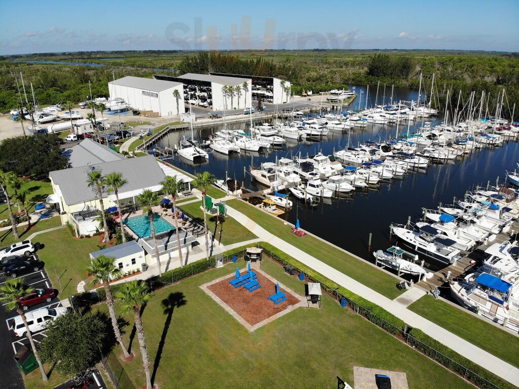 Hawksbill Bar And Grill