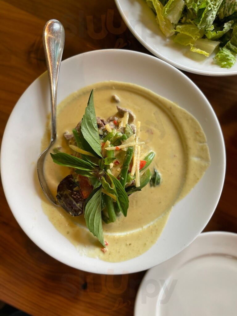 Sisi Kay Thai Eatery