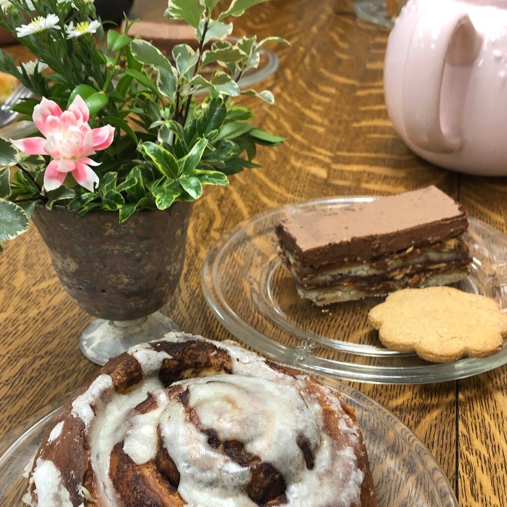 Le Petit Cafe Fleuri