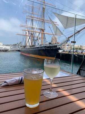 Brigantine Seafood & Oyster Bar