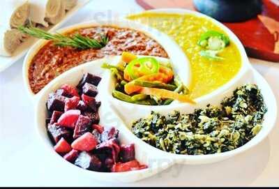 Caffe Utopia Restaurant & Bar