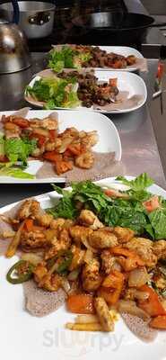 Caffe Utopia Restaurant & Bar