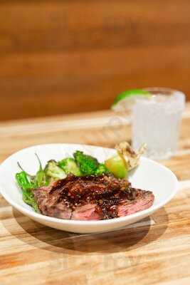 Parkside Bar & Grill