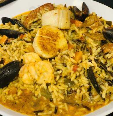 Bushels Crab House & Seafood