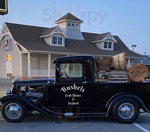 Bushels Crab House & Seafood