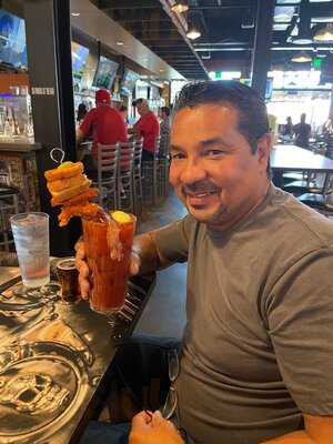 Sickies Garage Burgers & Brews