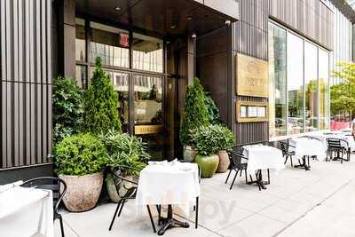 Loreto Italian Kitchen & Bar