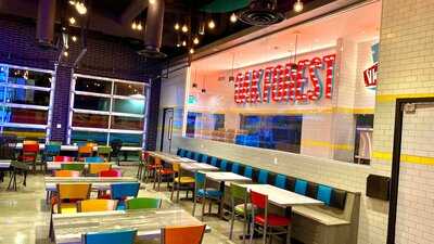 Valencia's Tex-mex Garage