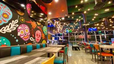 Valencia's Tex-mex Garage