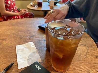 Harken Cafe & Bakery