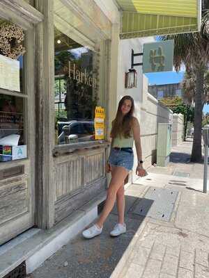 Harken Cafe & Bakery