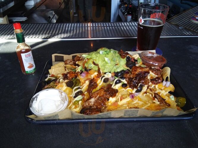 Haig's Restaurant & Sports Bar