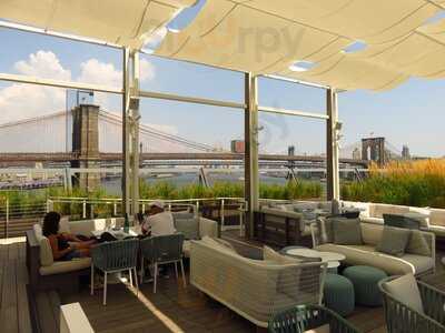 The Greens On The Rooftop At Pier 17