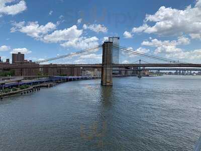 The Greens On The Rooftop At Pier 17