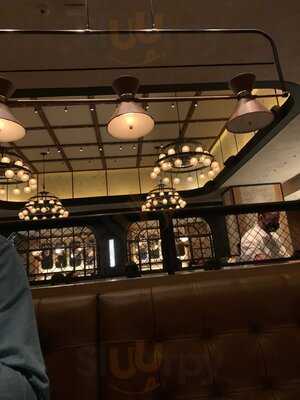 Yardbird Table & Bar