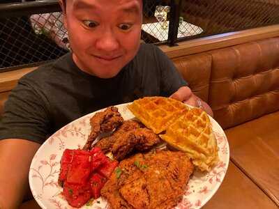 Yardbird Table & Bar