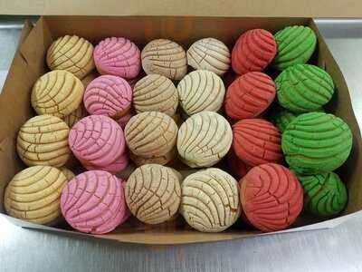 El Paisano Bakery