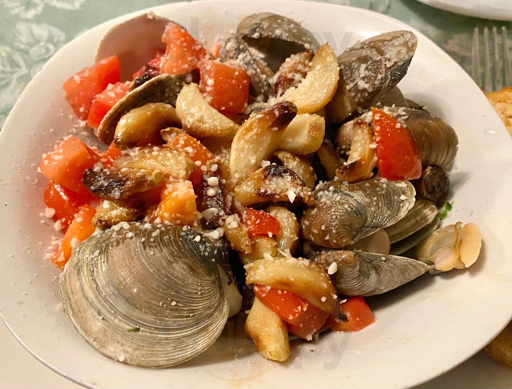 Pesto Bistro & Wine Bar