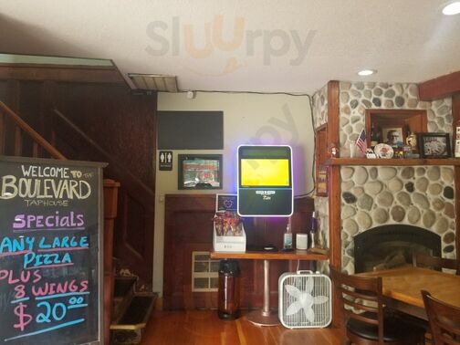Boulevard Taphouse