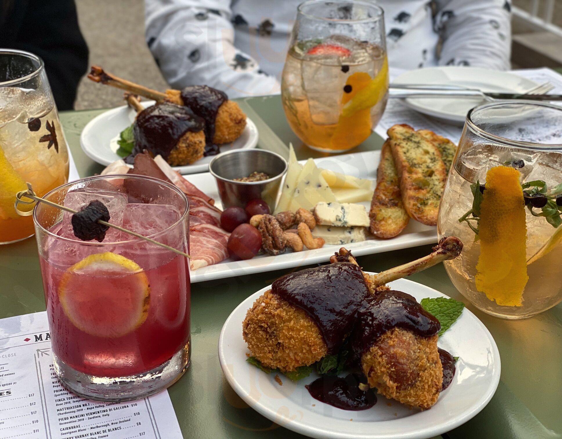 Graylynn Gin Bar
