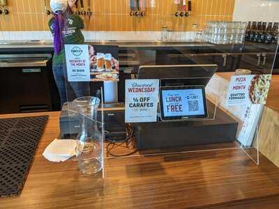 Tony C's Pizza & Beer Garden - Round Rock