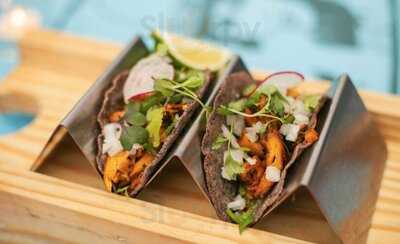 La Tiendita Taqueria