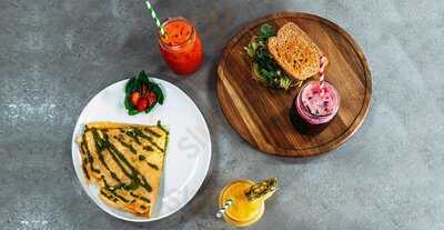 Fit Fuel Smoothies, Crepes & Coffee Bar