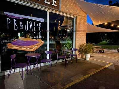 P B & Jay's Cafe