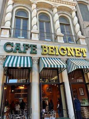 Cafe Beignet On Canal