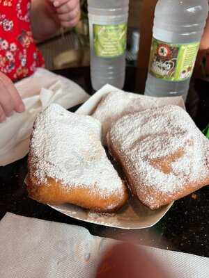 Cafe Beignet On Canal
