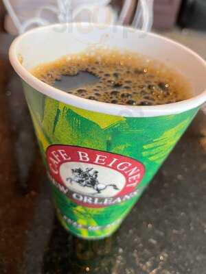 Cafe Beignet On Canal