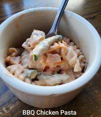 Mackesey's Irish Pub