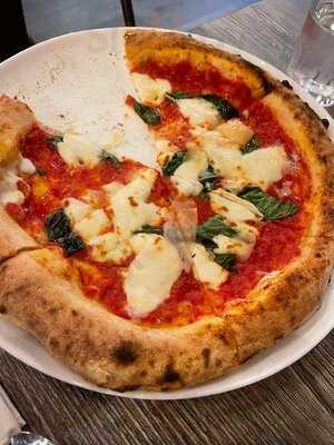 Pizza Nostra Chicago