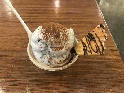 Squeezed Juice Bar & Nitro Fog Creamery @ Tin Can Alley