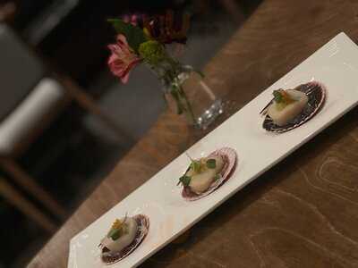 Chinglish Cantonese Wine Bar