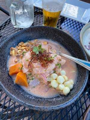 Mares Real Peruvian Cuisine