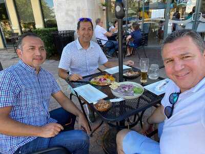 Mares Real Peruvian Cuisine