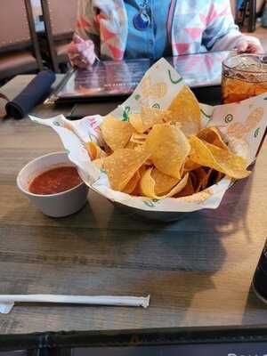 Two Compadres Taqueria Bar And Grill