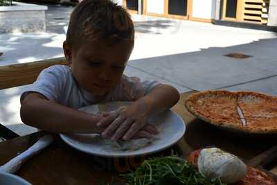 Mister O1 Extraordinary Pizza