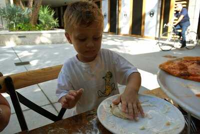 Mister O1 Extraordinary Pizza