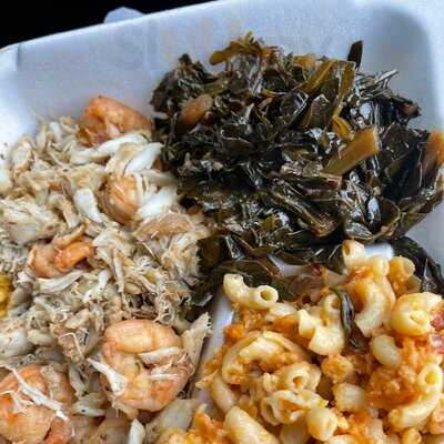 Lulu's Maryland Style Chicken And Seafood