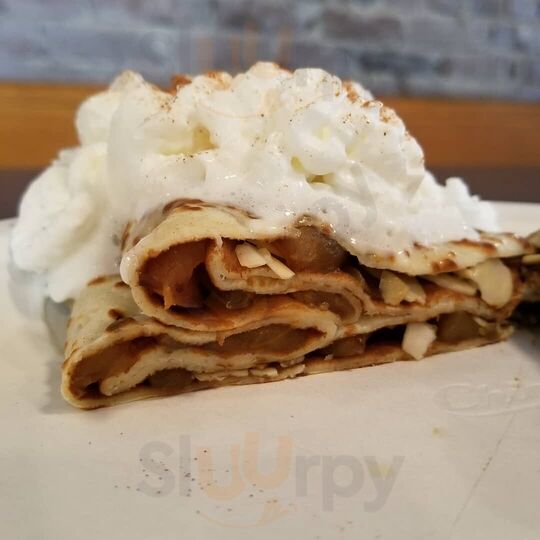 Suzette Creperie & Cafe