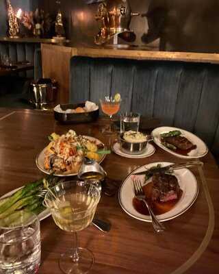 Barry’s Downtown Prime