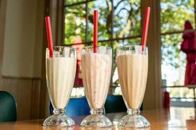 Mia's Table Memorial City